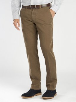 Dunwich Slim Fit Chino